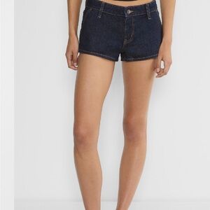LOOKING FOR - Aritzia Carriage Dark Blue Jean Shorts